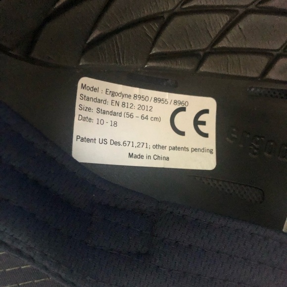 Ergodyne Safety Bump Cap  Head Protection Short Brim Standard Size 8950, Navy - Picture 7 of 8